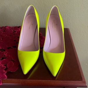Neon pumps
